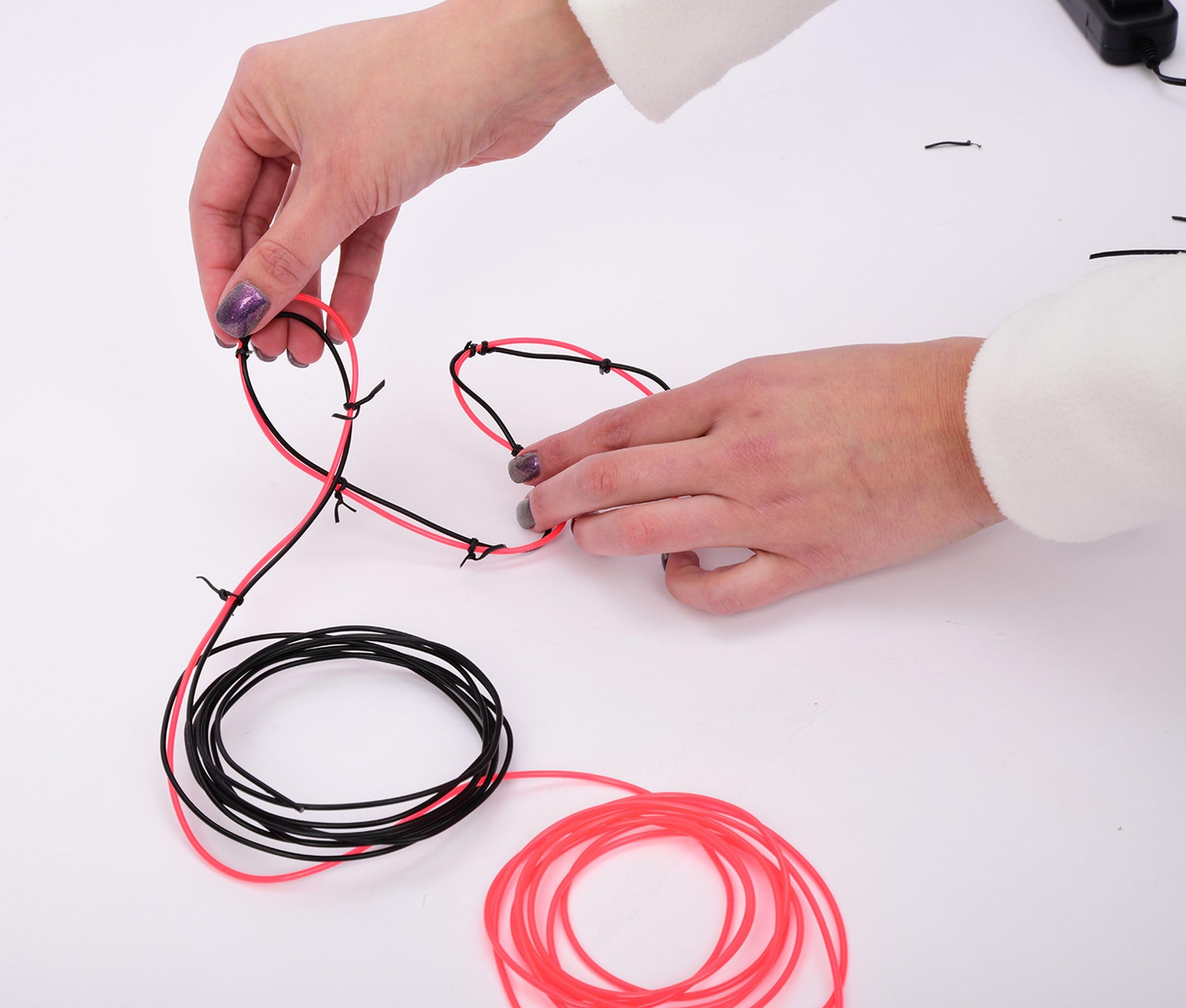 iscream Neon Effect Pink LED Customizable Rope Accent Light, 9 ft 10 in Long - Image 4